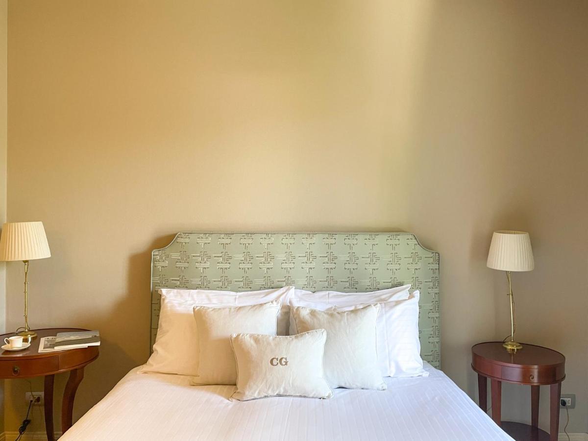 Corte Gondina Boutique Hotel La Morra Bagian luar foto