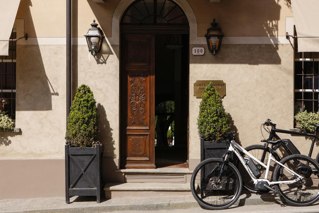 Corte Gondina Boutique Hotel La Morra Bagian luar foto